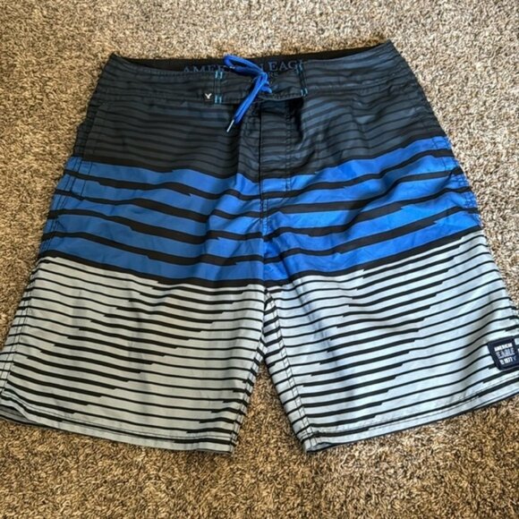 American Eagle Large 32 Blue Black Gray Board Short Swim Trunks - Picture 2 of 7